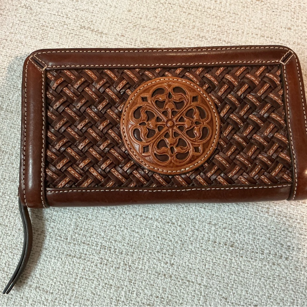 Brighton Brown Woven Leather Wristlet Wallet with Caramel Medallion